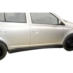 Μαρσπιέ πόρτας συμβατά με Toyota Yaris Mk1 2τμχ