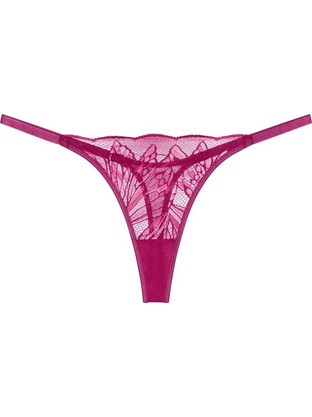 Triumph Crazy Stupid Love Γυναικείο Sexy String με Δαντέλα Φούξια 10222353-3349