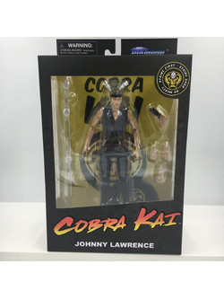 Diamond Select Toys Cobra Kai Johnny Lawrence 18cm