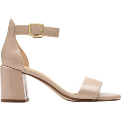 Clarks Ezoria Mae Γυναικεία Πέδιλα Λουστρίνι Nude με Χοντρό Ψηλό Τακούνι 26181299