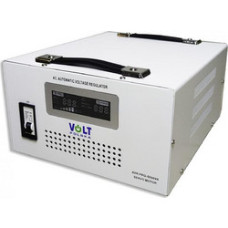 Volt Polska AVR Pro 5000 Servo 5000VA με 2 Πρίζες Schuko