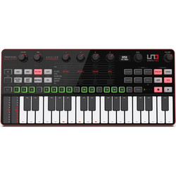 IK Multimedia Uno Synth Pro 32
