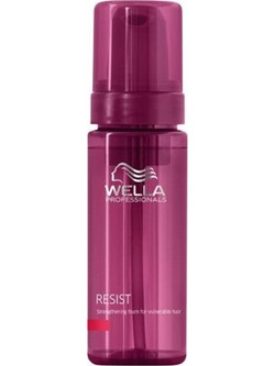 Wella Resist Αφρός Μαλλιών & Επανόρθωση Δυνατό Κράτημα 150ml