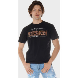 Ανδρική μπλούζα με στάμπα σε Oversize γραμμή. ΜΑΥΡΟ