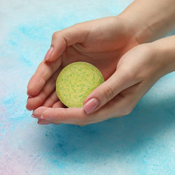 Fizzer Bath Bomb Μπάλα Άρωμα Berry 100g