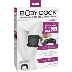 Pipedream Body Dock Lap Strap Harness Strap On Μαύρο