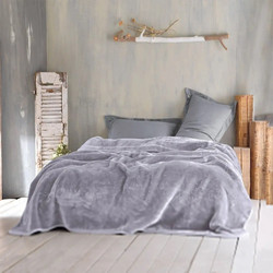 Κουβέρτα Υπέρδιπλη 220X240 Rythmos Velour- Ασημί