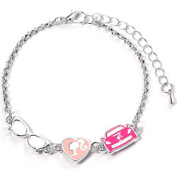 Carat Shop Barbie - Charm Bracelet with Three Enamelled Classic Charms - Silhouette, Glasses & Corvette (BMCB0008)