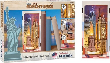 BOOK NOOK KIT - New York - 221pc + LED Light