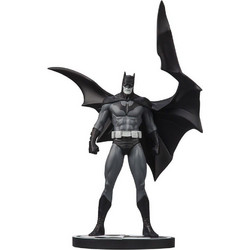McFarlane DC Direct Batman Black & White by Jorge Jimenez 27cm