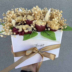 Αρωματικό Μπουκέτο 15x15X12cm από λουλούδια κεριού σόγιας Τετράγωνο Κουτί 15x15X12cm