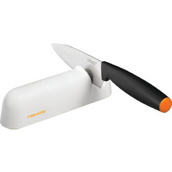 Fiskars - FunctionalForm Knife Sharpener - White