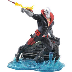 Diamond Select Toys G.I. Joe Destro 25cm