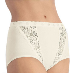 Sloggi Chic Maxi Βαμβακερό Ψηλόμεσο Γυναικείο Slip με Δαντέλα Εκρού 10005198-0038