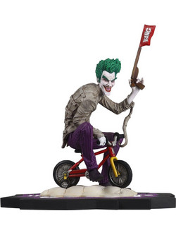 McFarlane DC Direct The Joker Purple Craze by Kaare Andrews 18cm