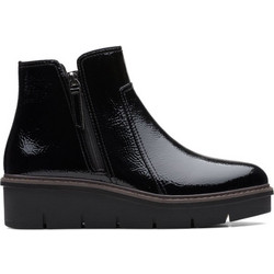 Clarks Airabell Γυναικεία Μποτάκια Chelsea Πλατφόρμα Λουστρίνι Μαύρα 26163309