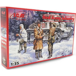 ICM Soviet Tank Crew 1939-1942 1:35