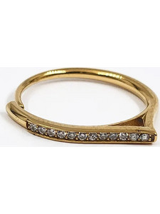 Delta shaped gold ring