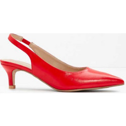 Γόβες slingback με λεπτό τακούνι