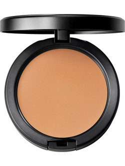 M·A·C Studio Fix Powder Plus C5 Compact Foundation 12gr