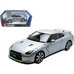 Bburago Nissan GT-R Silver 1:18