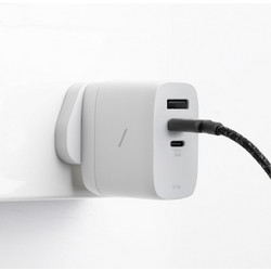 Native Union Φορτιστής χωρίς Καλώδιο με Θύρα USB-A & 2 Θύρες USB-C 67W Power Delivery White