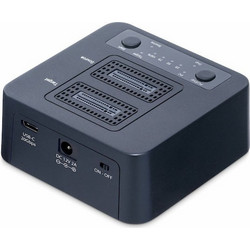 StarTech M.2 NVMe Drive Duplicator USB-C/A