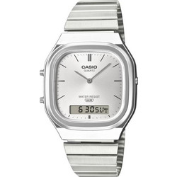 Casio Vintage Ανδρικό Ρολόι Χρονογράφος με Ασημί Μεταλλικό Μπρασελέ AQ-240E-7A