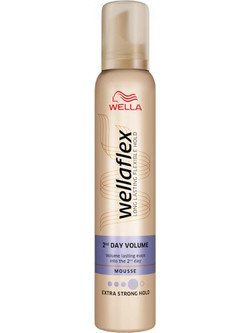Wella Wellaflex 2 Days 03 Extra Volume Αφρός Μαλλιών για Όγκο Δυνατό Κράτημα 200ml