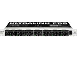 Behringer MX882 V2