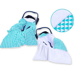 Double-sided car seat blanket- Triangles mint