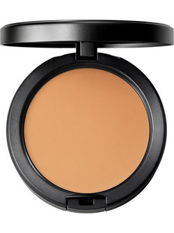 M·A·C Studio Fix Powder Plus NC40 Compact Foundation 15gr