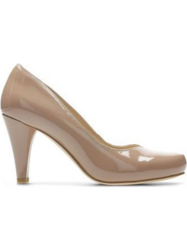 Clarks Dalia Ανατομικές Γόβες Λουστρίνι με Λεπτό Ψηλό Τακούνι Μπεζ 26138566