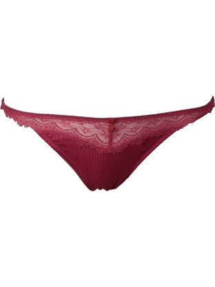 Triumph Sensual Passion Γυναικείο Sexy String με Δαντέλα Μπορντό 10081825-00NW
