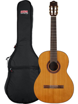 Cordoba C5 Cedar Natural 4/4 Basic Bundle