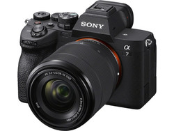 Sony α7 IV + Kit 28-70mm f/3.5-5.6