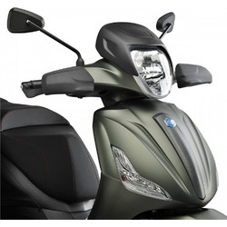 Ανεμοθωρακας (Ζελατίνα) Καρμπόν Για Piaggio Beverly 300-350cc 2011-2020 Μοντέλα Καινούργια Γνήσια