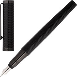 Πένα Hugo Boss fountain pen από ορείχαλκο σε gunmetal και μαύρο χρώμα, με μπλε μελάνι. HSI1062D