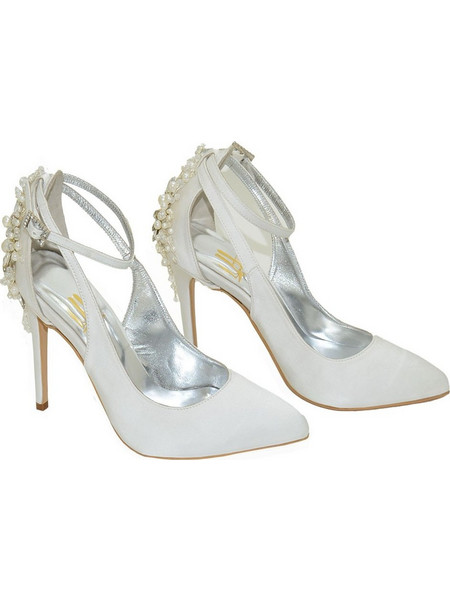 Christia pearls Lou bridal pumps