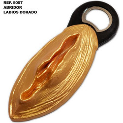 Lip-shaped bottle opener Gold