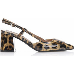Γόβες animal print λουστρίνι με αγκράφα