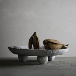 Διακοσμητικός Δίσκος Luna - Γκρι Τερακότα O32,5 x H8 cm MUUBS