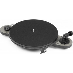 Pro-Ject Elemental Πικάπ USB Silver + Ortofon OM5e