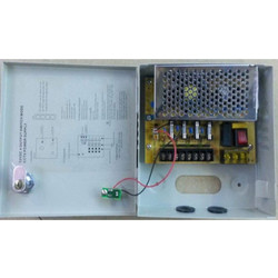 Τροφοδοτικό πίνακας switching 4 εξόδων 12VDC/5A, σε μεταλλικό κουτί, με προστασία από βραχυκύκλωμα (multifuse) ML-5A4C