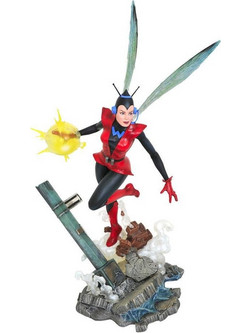 Diamond Select Toys Marvel Comic Gallery Wasp 33cm