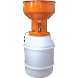 Μύλος ζωοτροφών με πλαστικό δοχείο 2Hp - AMA 13400 (109310)