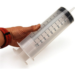 Large Plastic Syringe 550ml