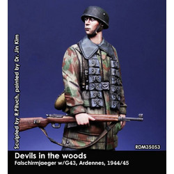 Rado Miniatures Devils in The Woods, Fallschirmjager w/FG-42, Ardennes 44/45 Πλαστικό Φιγούρα Μοντελισμού 1:35