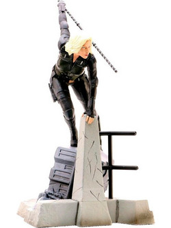 Diamond Select Toys Marvel Avengers 3 Black Widow