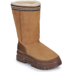 Μπότες του σκι UGG W CLASSIC TALL TRAILGAZER